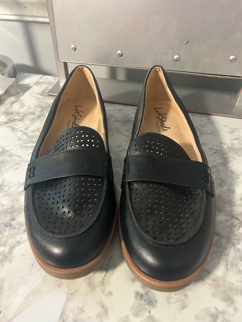 Lifestride women’s black Loafers